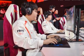 关于Rookie回归赛场，关键助攻首场状态亮眼，RNG观众沸腾！的信息九游娱乐首页