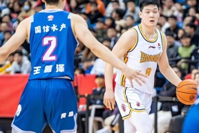 清晨广州队调整名单以备欧联，战术微调环节打磨，目标明确，赛程密集仍需轮换的简单介绍九游娱乐平台